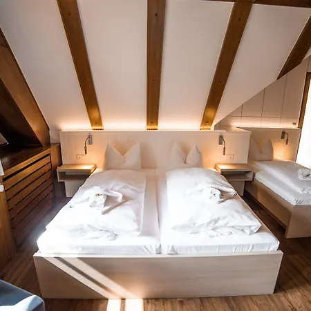 Zur Fähre Greifswald