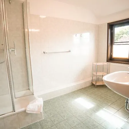 Zur Fähre Gasthof 3*